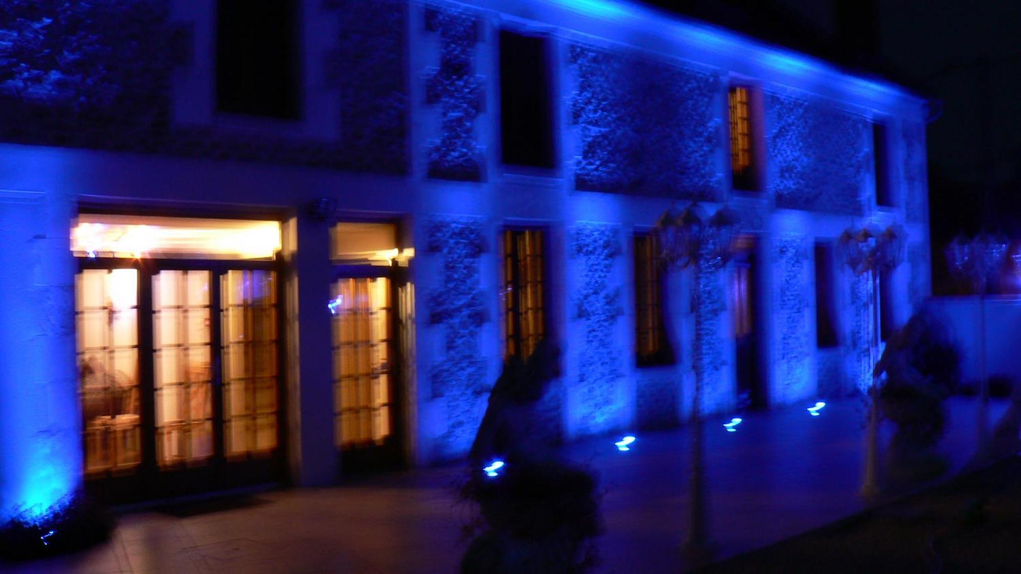 Le Manoir Des Chapelles Bed & Breakfast Venoy Dış mekan fotoğraf